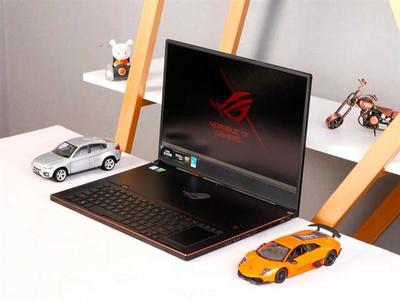 300Hz屏+RTX2080 ROG冰刃3s Plus游戏本上手 才18.7mm厚，轻薄与性能的巅峰融合